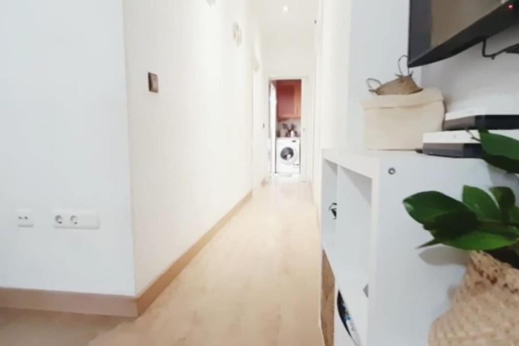 Apartamento Familiar Малага Экстерьер фото