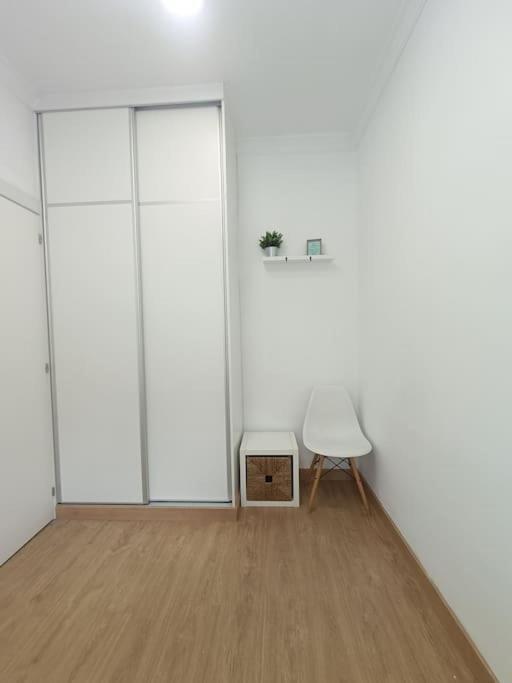 Apartamento Familiar Малага Экстерьер фото